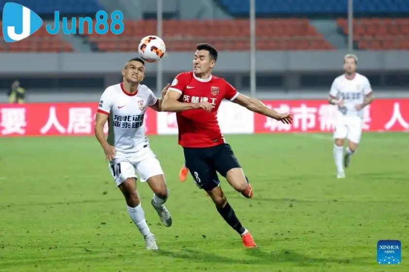 Đội khách được đánh giá mạnh hơn Đội khách được đánh giá mạnh hơn