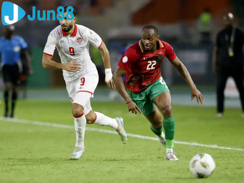 Tunisia và Namibia là 2 đội đứng đầu bảng H (Ảnh: ESPN) Tunisia và Namibia là 2 đội đứng đầu bảng H (Ảnh: ESPN)